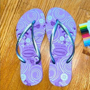 Havaianas Slim brand new in purple size 5/6!